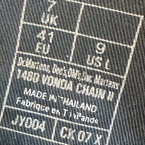 Dr. Martens 1460 Vonda Chain II Eight Eye Lace-Up Boots Rose Moto Size 9 Women's - Picture 15 of 15